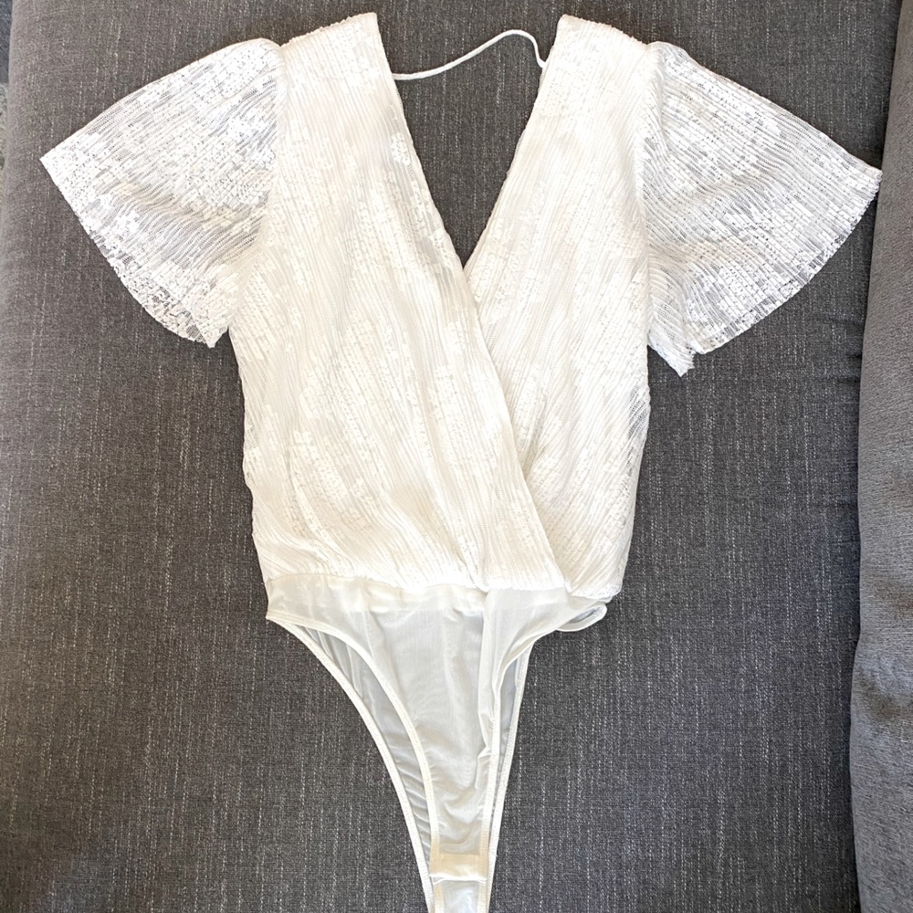 ASTR Short Sleeve Bodysuit